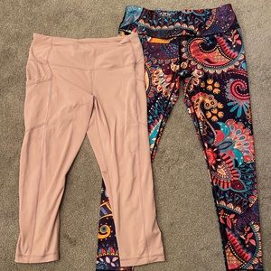 Two pack of pink leggings